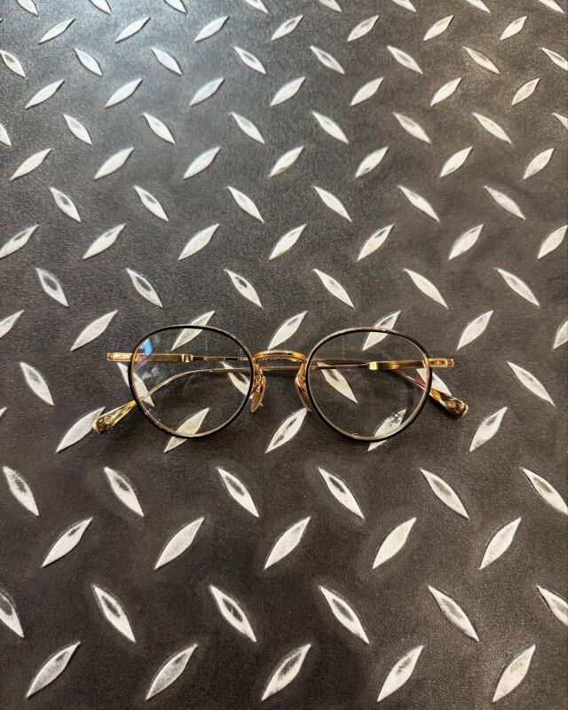 CHROME HEARTS
・
・
・
・
THICK CH ROUND Metal frame Glasses
・
・
・
Available in store.
・
・
・
#金沢 #kanazawa
#chromhearts
#クロムハーツ