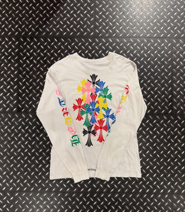 CHROME HEARTS
・
・
・
・
Multi ColorCross Cemetery L/S Tee
size L
・
・
・
Available in store.
・
・
・
#金沢 #kanazawa
#chromhearts
#クロムハーツ