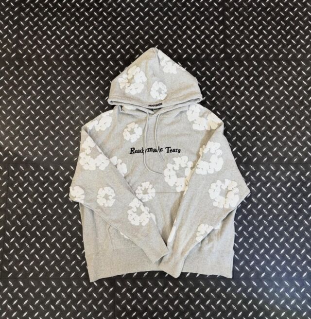 READYMADE x DENIMTEARS
・
・
・
・
COTTON WREATH HOODIE
size L
・
COTTON WREATH SWEAT SHORTS 
size M
・
・
・
・
・
・
#金沢 #kanazawa
#readymade #denimtears