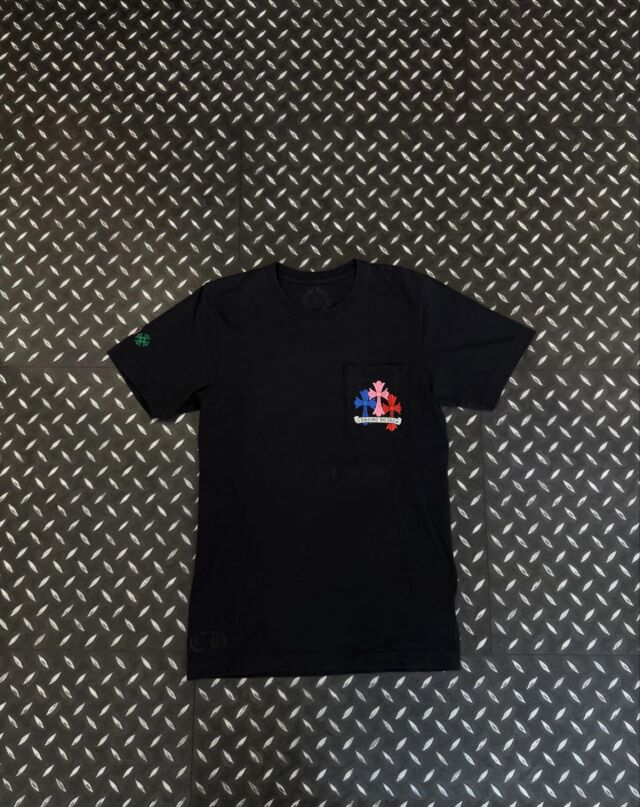 CHROME HEARTS
・
・
・
・
Multi ColorCross Cemetery S/S Tee
・
・
・
Available in store.
・
・
・
#金沢 #kanazawa
#chromhearts
#クロムハーツ